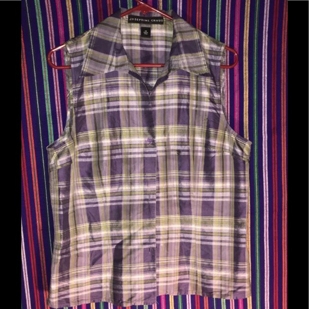 Josephine Chaus Women’s Sleeveless Button Down
